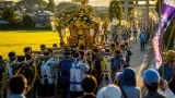 由利本荘の赤田大仏祭り みこしが五穀豊穣を願い練り歩く