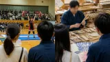 秋篠宮ご夫妻、高校総体観戦と高島扇子工房訪問