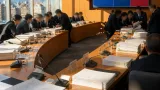 最低賃金引き上げで労使折り合わず 結論持ち越し続く