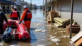 記録的大雨で広範囲が冠水 生活・商業・農地で深刻な被害続く