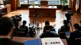 福岡知事、県議会との“忖度関係”を断つと表明