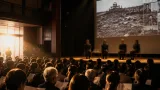広島で上映開始 原爆資料館を描くドキュメンタリーが語り継ぐ意義