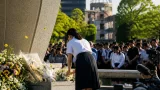 悠仁さま、原爆慰霊碑に供花 広島で初めておことば述べる