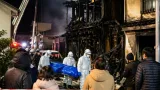 諫早の住宅街で深夜火災、焼け跡から1人遺体見つかる