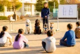 柏ケ谷小で続くセラピー犬交流が示す「学校と動物接点」の意義と柏への示唆