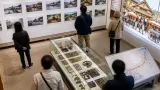 白黒写真19点を初カラー化 江若鉄道展で蘇る沿線の風景