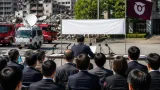 熊本地震支援で財務相が訪問 対策パッケージ策定を表明
