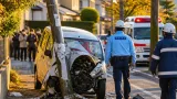 倉敷・県道で軽自動車が電柱衝突 同乗の女児が重体