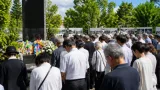 久留米空襲から81年、犠牲214人に黙祷 遺族らが平和を誓う