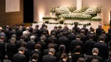 戦没者追悼式、松山で遺族ら約800人が黙とう