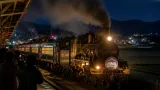秩父路を夜通し走ったレトロ列車、13時間超の長丁場に見る地域振興の側面