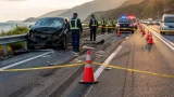国道7号で自損事故、同乗の女性が死亡