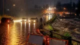 長岡で猛烈な雨観測、浸水・増水に厳重警戒を