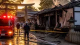 西宮神社で敷地内の火災、外壁や樹木が焼損 出火原因を消防が調べる