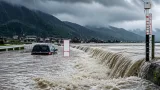 入善付近で記録的短時間大雨、周辺で厳重な警戒続く