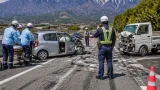 新山梨環状道路で逆走とみられる正面衝突、60代男性が重傷