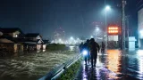 夜遅くまで大気不安定、低地浸水や河川増水に警戒を