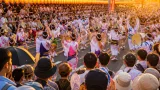 徳島で阿波踊り開幕 市内中心部に熱気戻る