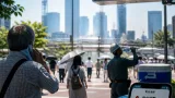 東京都に熱中症警戒アラート発表 屋内外で徹底対策を