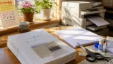 苫小牧で読み継がれる投稿をまとめた手製エッセー集