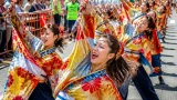 高知で「土佐学生よさこい大会」 若い力が祭り前の街を彩る