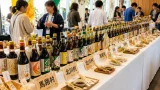 土佐のぽん酢が一堂に 多彩な品揃えで地域の味を発信