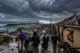 大型で猛烈な台風9号 八重山地方に接近、追加の熱帯じょう乱にも注意