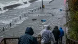 台風15号、12日午前に京都府へ最接近の見込み 警報級大雨と高潮に警戒を