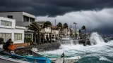台風30号、先島諸島北方を通過の恐れ 26日以降は九州接近も警戒を