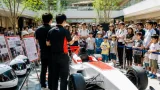 宇都宮の商業施設に学生制作フォーミュラカーが凱旋、子どもらが試乗体験