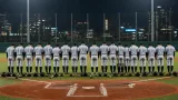 横浜出身の名将・渡辺元智さんの死去、横浜ナインが現地で黙とう