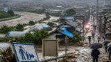 前線と暖かい空気で山形県は大雨警戒 土砂災害や浸水に注意を
