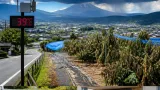 山梨で39度超、危険な暑さ続く