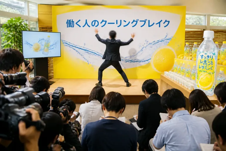 エバース町田が発表会で見せた“ふしぎなダンス”と率直な言葉