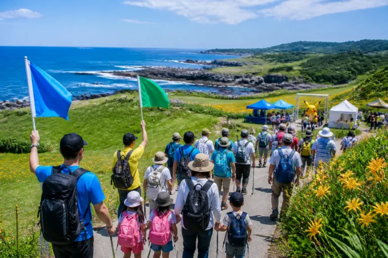 八戸・種差海岸で潮風トレイルウォーク 自然と復興を歩く