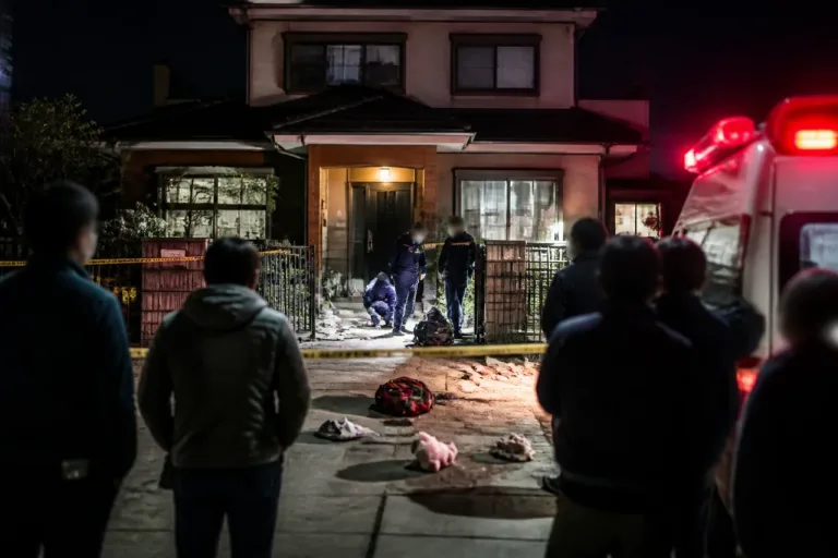 伊勢崎の住宅で子ども2人死亡 父親を逮捕、長女への暴行を自供