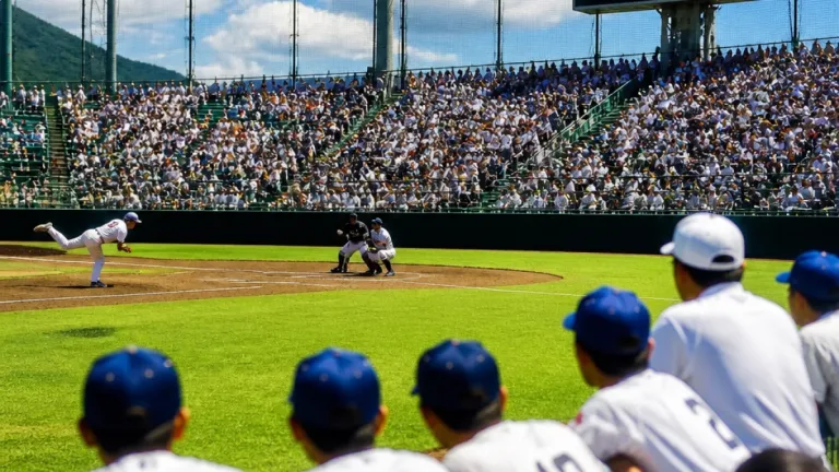 鹿児島で決勝へ 神村学園と鹿児島実業が甲子園切符を争う