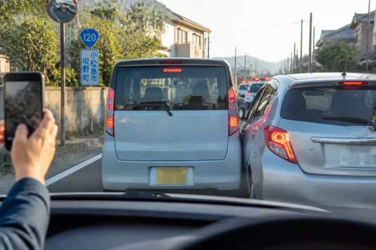 SNSで物議の危険運転、63歳男を無免許で現行犯逮捕 小松島