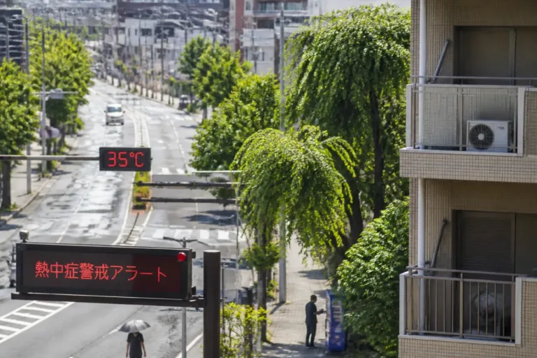 熊本で熱中症警戒アラート発表 猛暑と熱帯夜が続く見込み