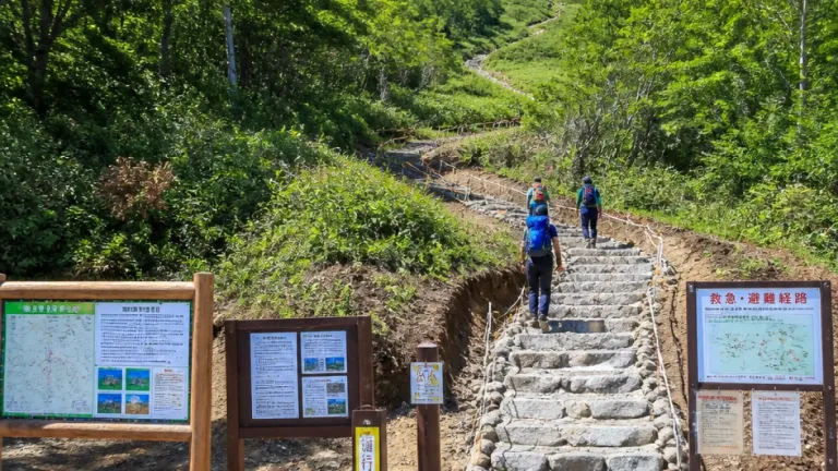 栗駒山の笊森コース、18年ぶりに通行再開 利用と安全管理が焦点に
