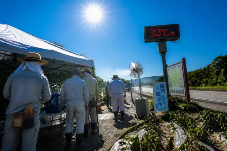 三重で続く真夏日 熱中症対策と生活影響を確認