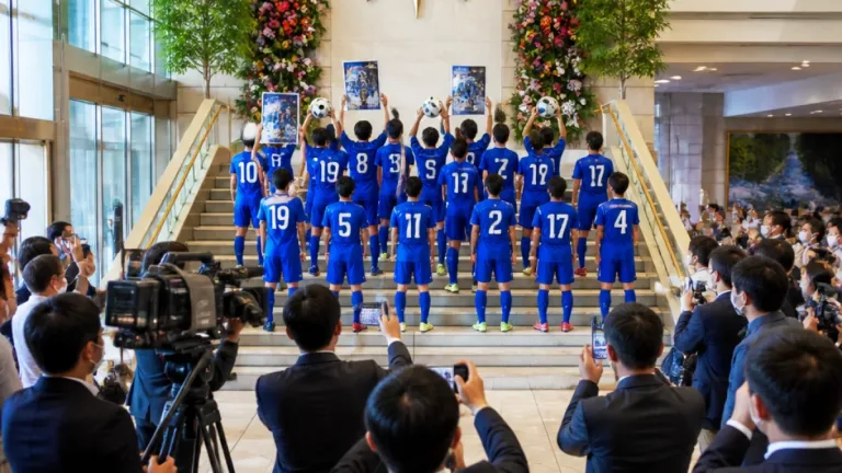 長崎国際大サッカー部が県勢初の天皇杯へ 佐世保で決意表明