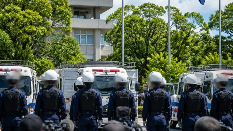 大分県警の特別警備部隊が熊本へ出発 被災地の治安対策を強化