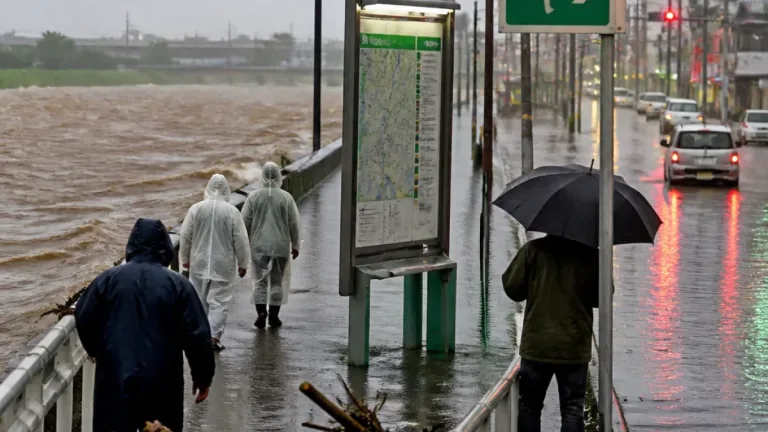 大阪東部の大雨警報レベル3、避難行動の確認を急ぐ時期