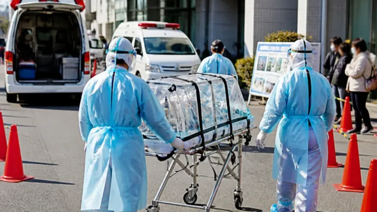 高崎で疑い患者搬送訓練 感染対策と住民影響を検証