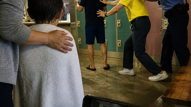 更衣室で小学生を盗撮 佐賀県在住の男を現行犯逮捕