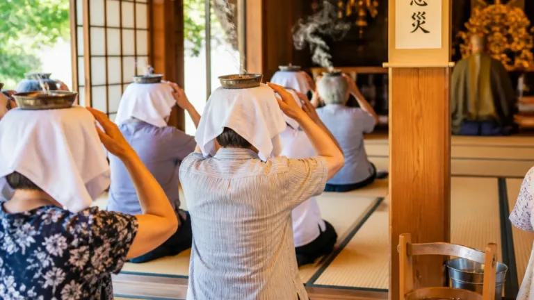 豊橋の寺で「ほうろく灸」無病息災を祈願