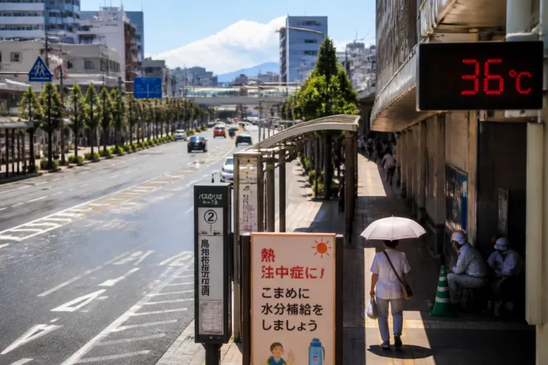 梅雨明け直後に猛暑到来 鳥栖で36℃予想、熱中症警戒を