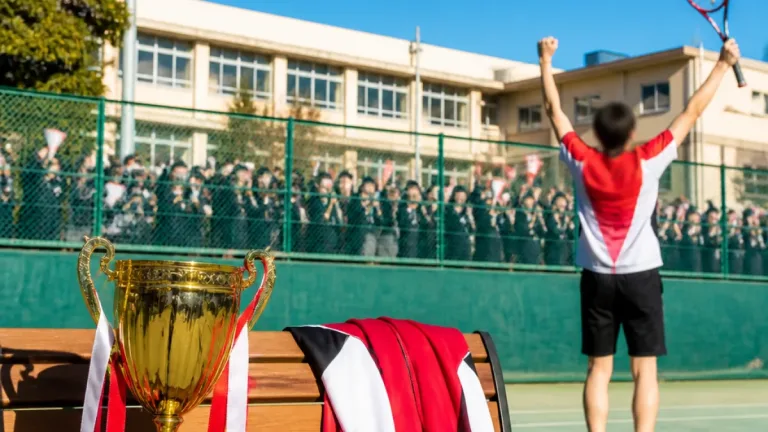 四日市工・小野倫太郎、インターハイ男子単で優勝 地元に栄誉
